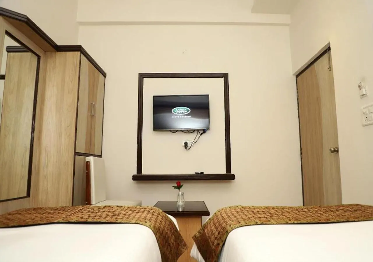 Hotel The Golden Mahal Agra  Hindistan