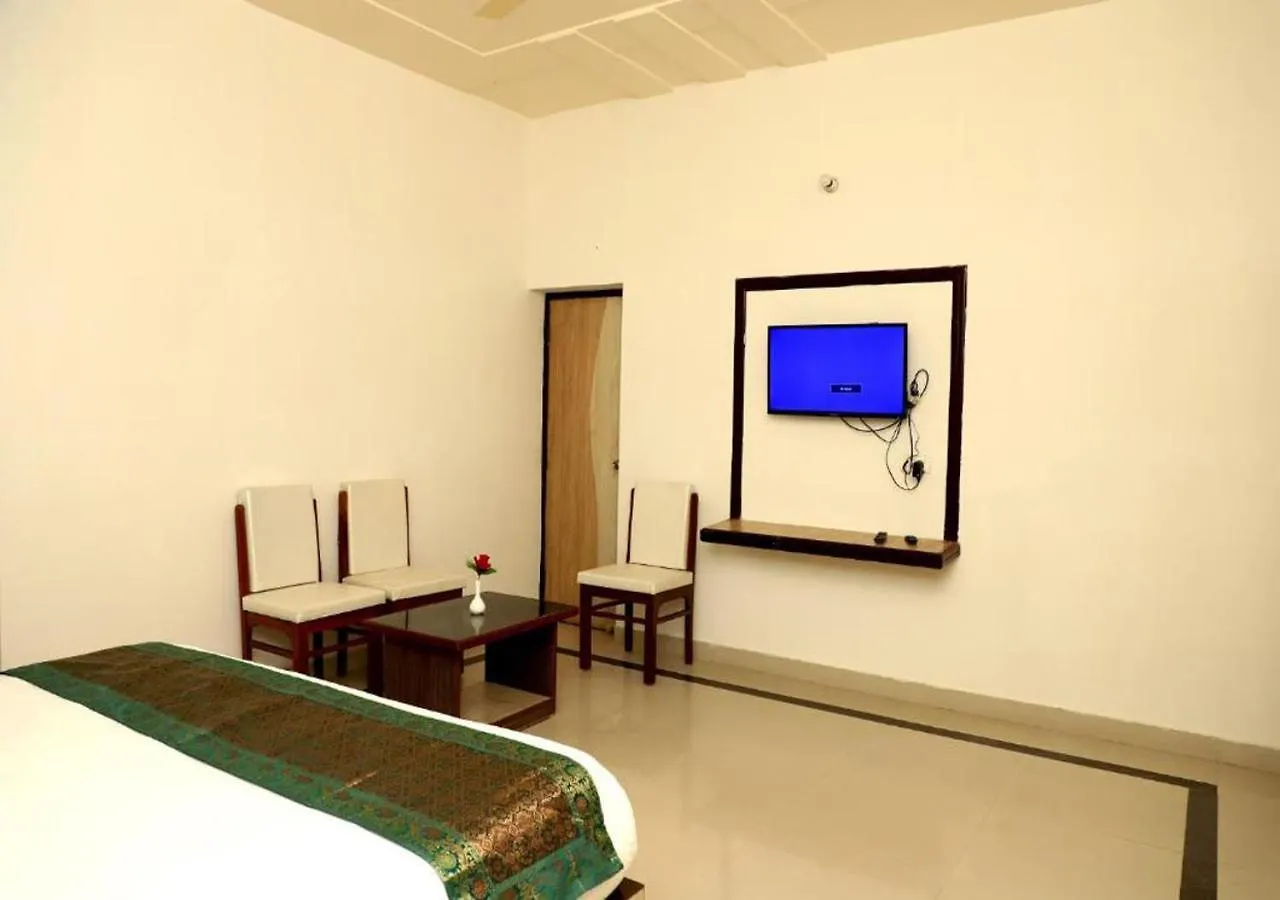 Hotel The Golden Mahal آغْرا 0*,  الهند